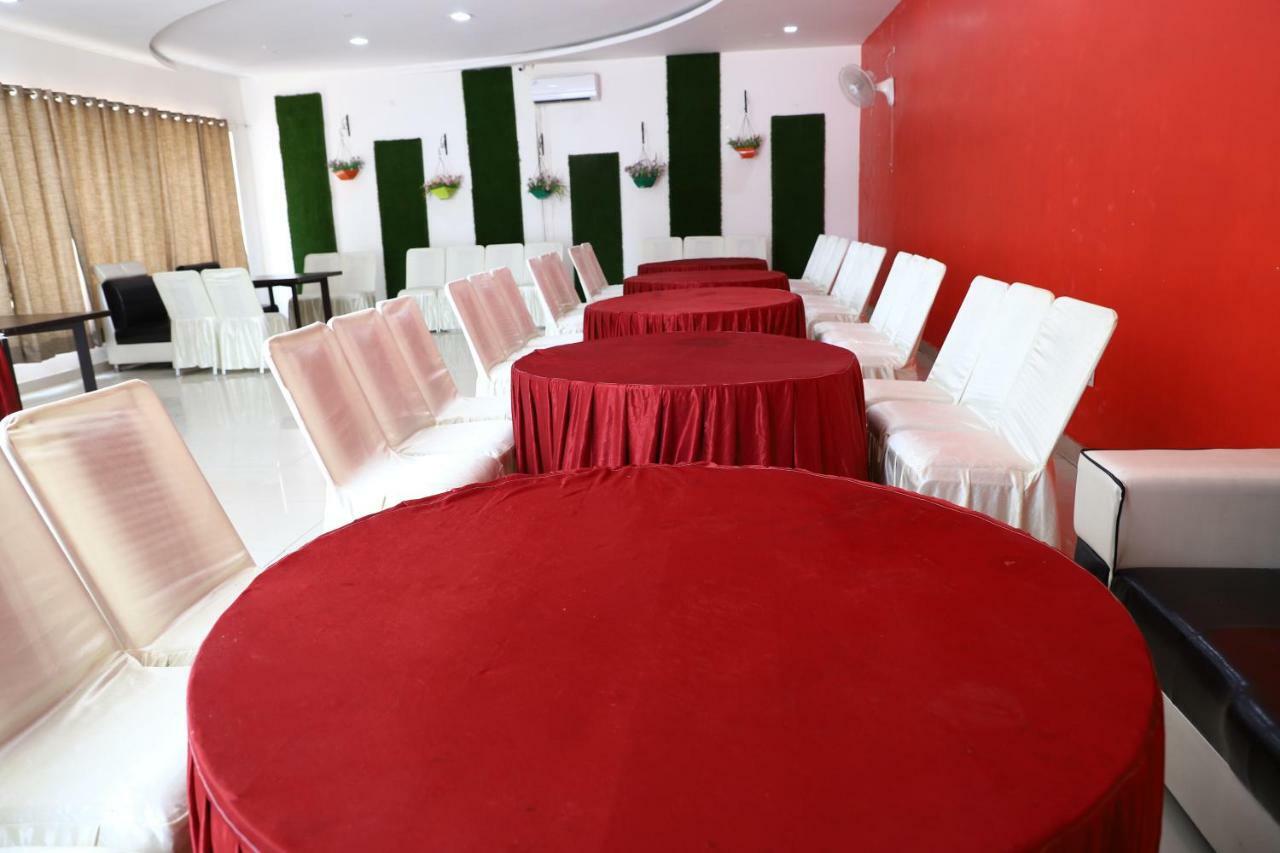 Diwan Hotel And Restaurant Surkhi Exterior foto
