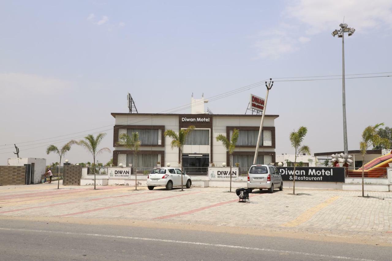Diwan Hotel And Restaurant Surkhi Exterior foto