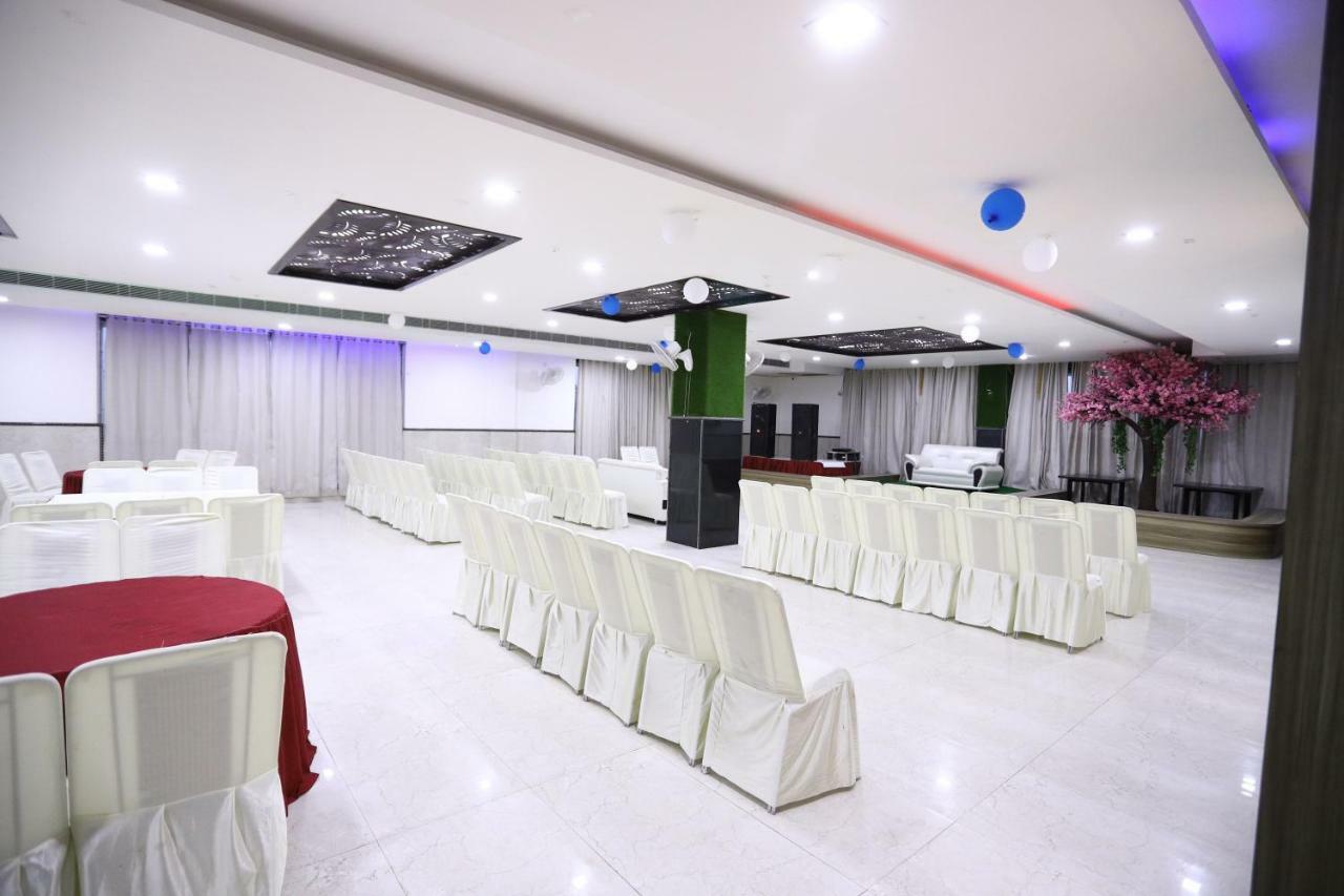 Diwan Hotel And Restaurant Surkhi Exterior foto